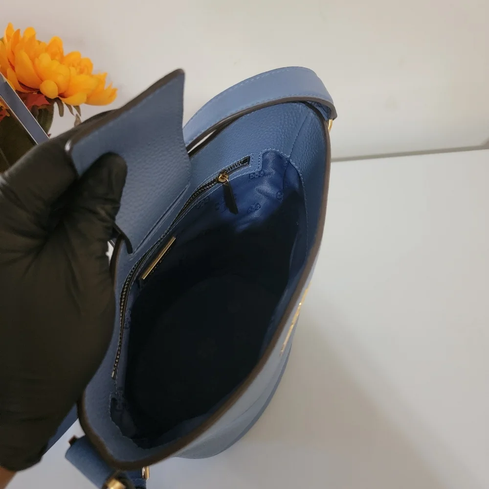 Tory Burch Blue Leather Bucket Bag